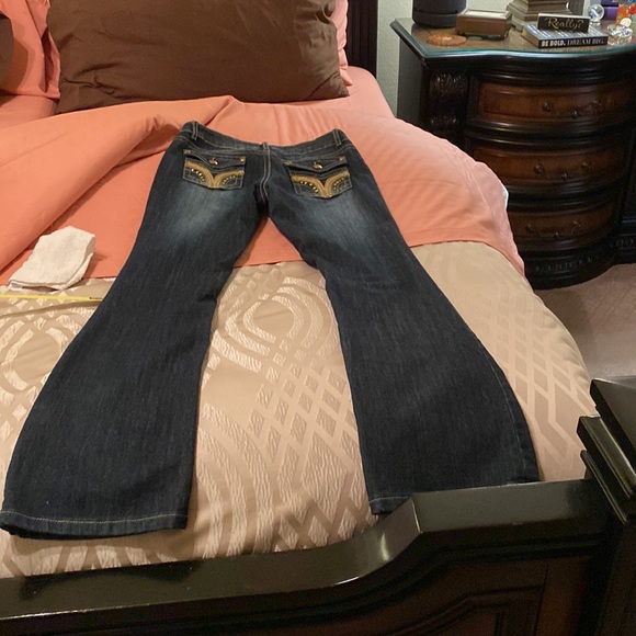 Bebe 2B jeans Gold sequence on back pocket - Picture 2 of 4